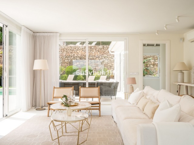 5 Bedrooms Townhouse in Marbella