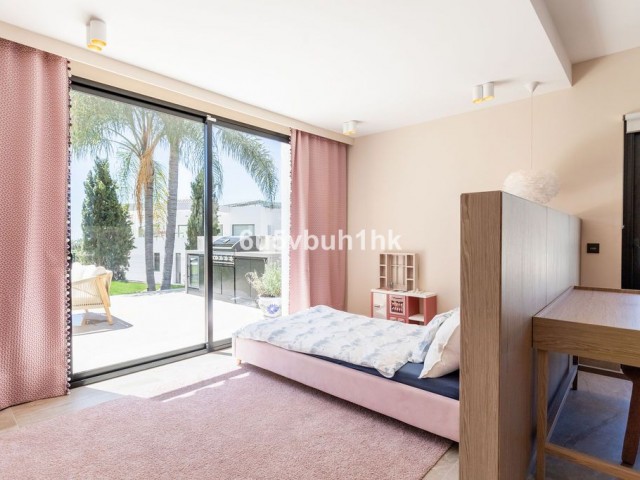 Villa avec 6 Chambres  à Benahavís