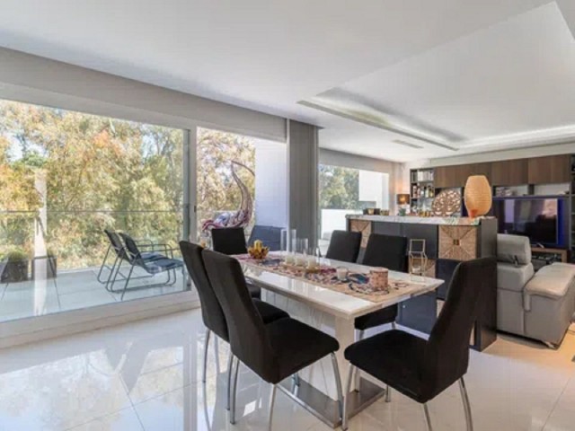 4 Bedrooms Villa in Benalmadena
