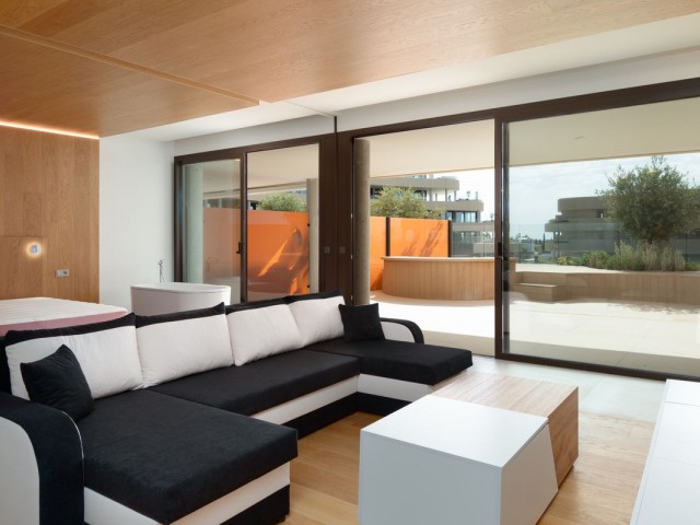 2 Bedrooms Apartment in Fuengirola