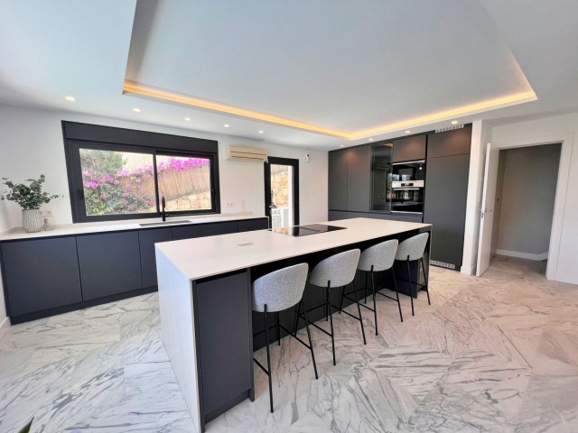 5 Bedrooms Villa in Riviera del Sol