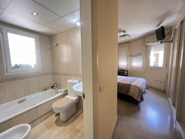 3 Bedrooms Apartment in Torremolinos