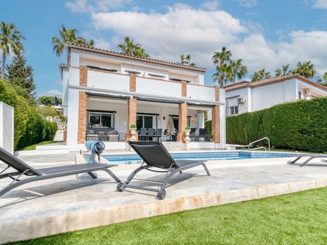 Villa, Calahonda, R5371720