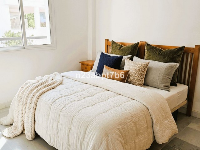 Apartamento con 2 Dormitorios  en Nueva Andalucía