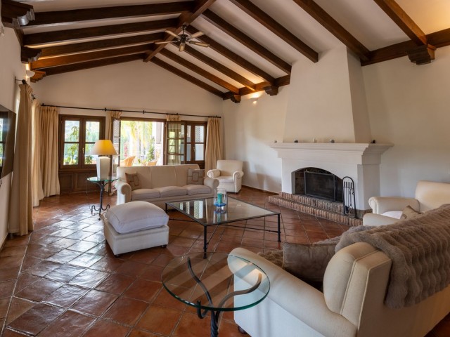 Villa avec 4 Chambres  à Benahavís