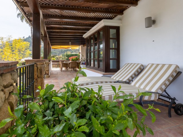 Villa avec 4 Chambres  à Benahavís