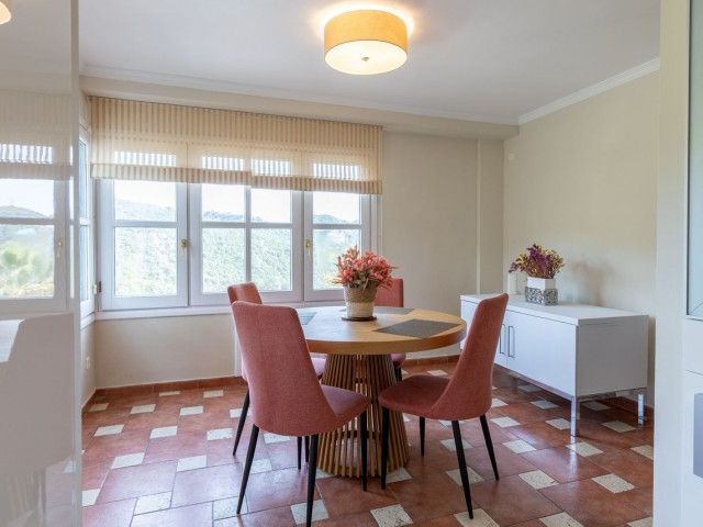 Villa avec 4 Chambres  à Benahavís