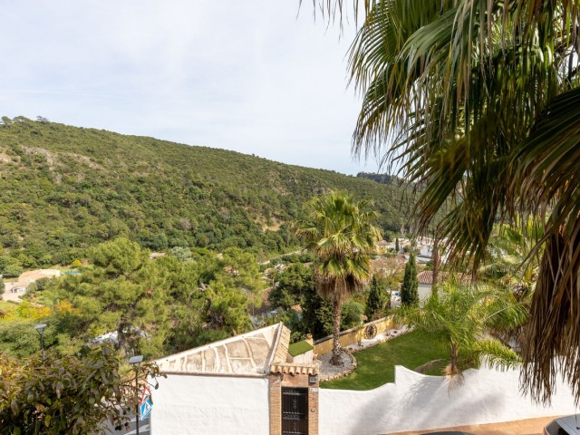 Villa avec 4 Chambres  à Benahavís