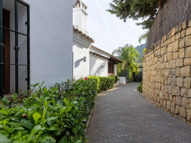 Villa avec 4 Chambres  à Benahavís