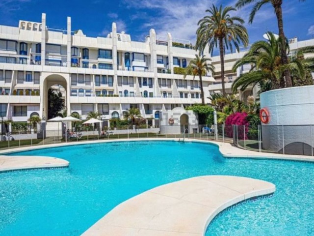 2 Bedrooms Apartment in Marbella
