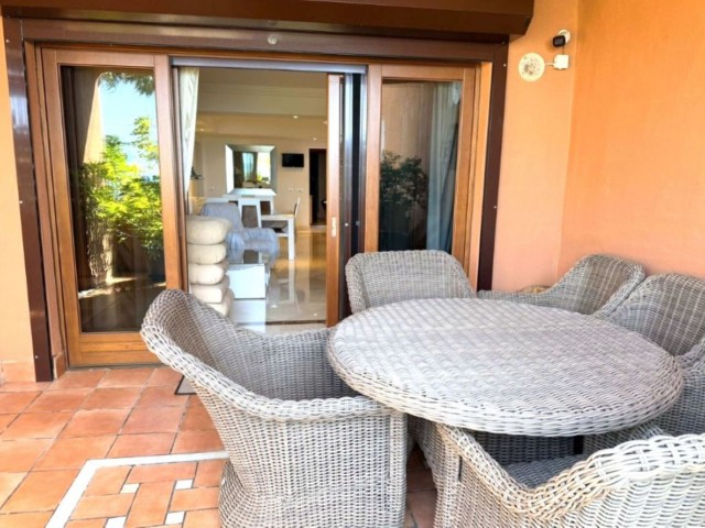 3 Bedrooms Apartment in Estepona