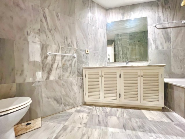3 Bedrooms Apartment in Marbella