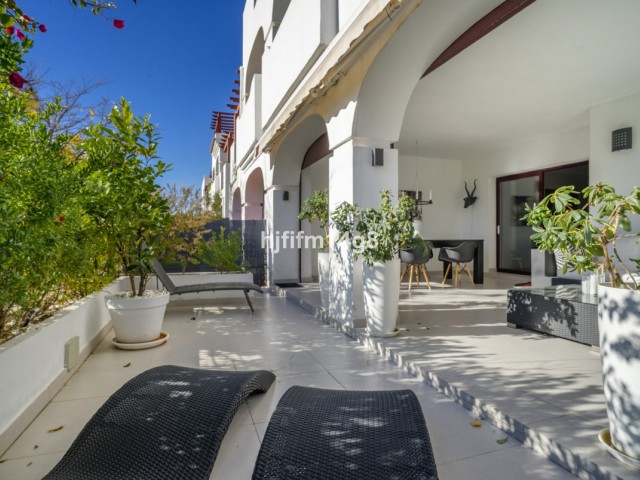 2 Bedrooms Apartment in San Pedro de Alcántara