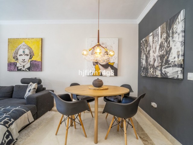 2 Bedrooms Apartment in San Pedro de Alcántara