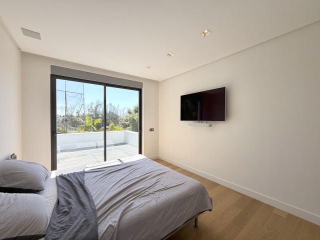 Villa avec 3 Chambres  à Nueva Andalucía