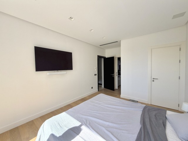 Villa avec 3 Chambres  à Nueva Andalucía