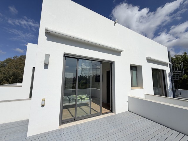 Villa avec 3 Chambres  à Nueva Andalucía