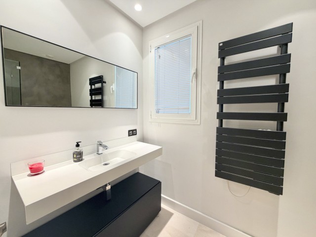 Villa avec 3 Chambres  à Nueva Andalucía