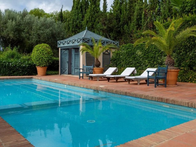 9 Bedrooms Villa in Sotogrande