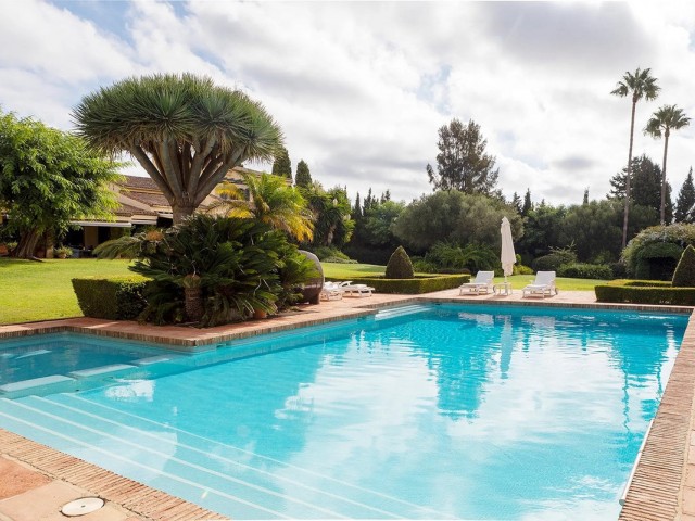 9 Bedrooms Villa in Sotogrande