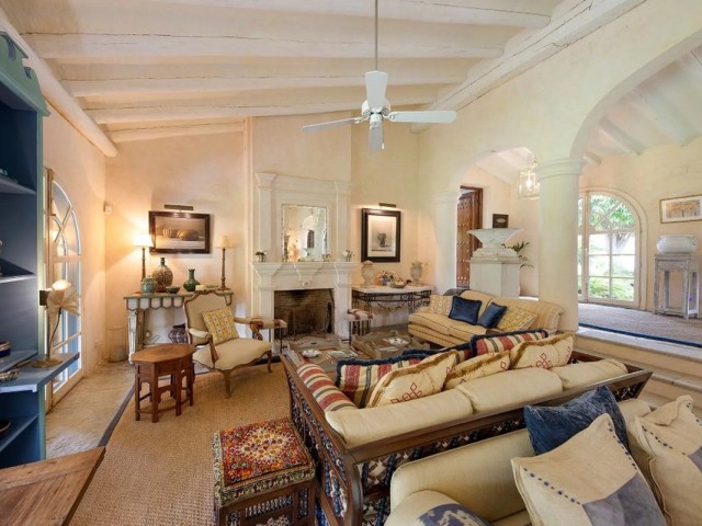 9 Bedrooms Villa in Sotogrande