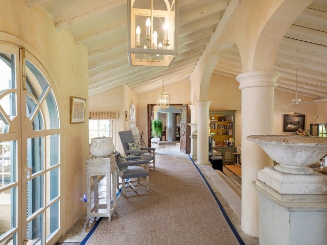 9 Bedrooms Villa in Sotogrande