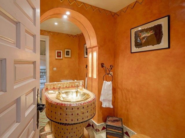 9 Bedrooms Villa in Sotogrande