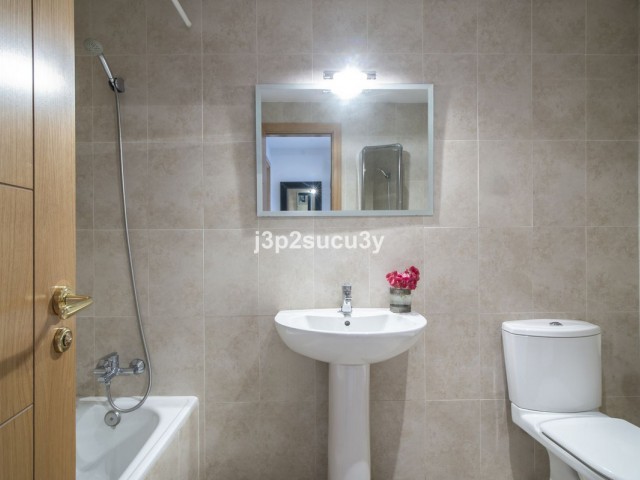 4 Slaapkamer Appartement in Nueva Andalucía