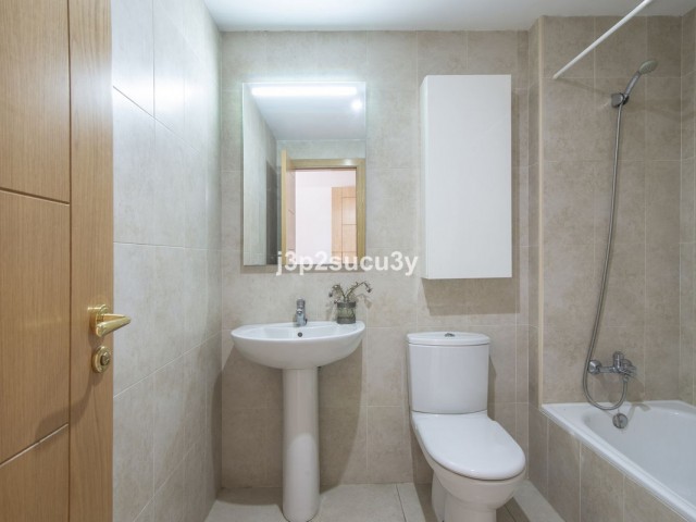 4 Slaapkamer Appartement in Nueva Andalucía