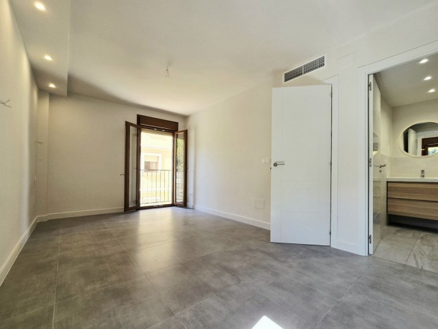 3 Bedrooms Apartment in Málaga Centro
