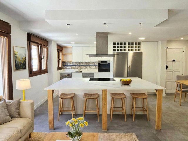 3 Bedrooms Apartment in Málaga Centro
