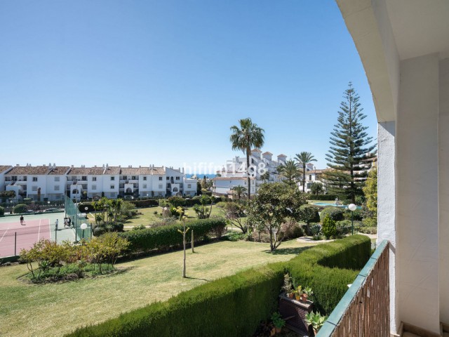2 Slaapkamer Appartement in Nueva Andalucía