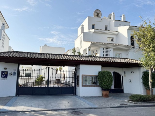 3 Bedrooms Apartment in San Pedro de Alcántara
