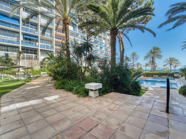 1 Bedrooms Apartment in Marbella