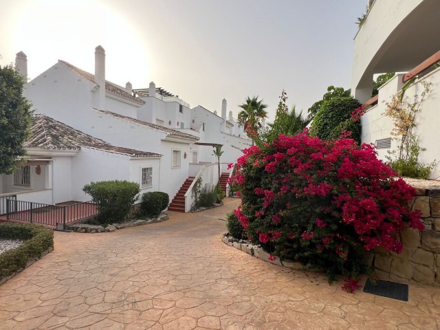 Appartement avec 3 Chambres  à Nueva Andalucía