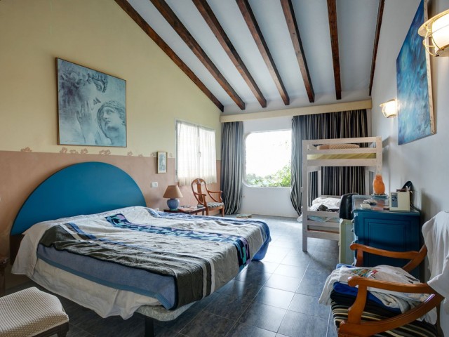 5 Schlafzimmer Villa in Estepona