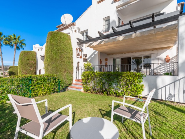 3 Slaapkamer Rijtjeshuis in Nueva Andalucía