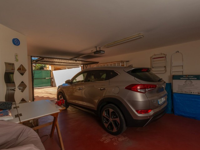 4 Bedrooms Villa in Riviera del Sol