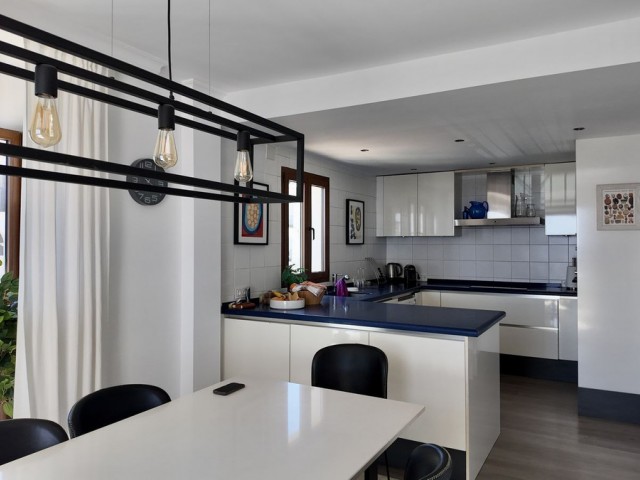 4 Schlafzimmer Apartment in La Duquesa