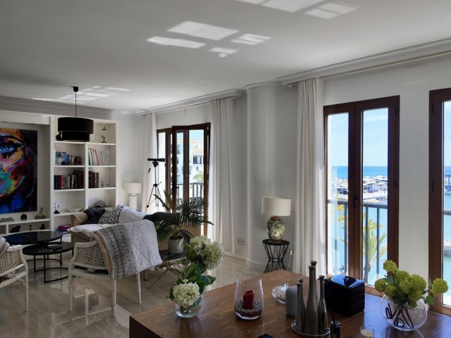 4 Schlafzimmer Apartment in La Duquesa