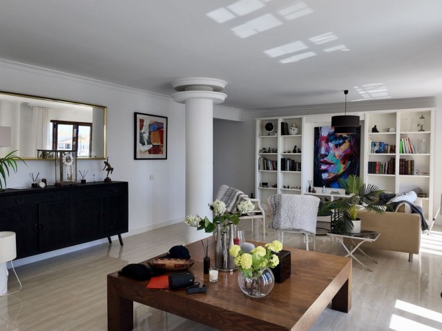 4 Schlafzimmer Apartment in La Duquesa