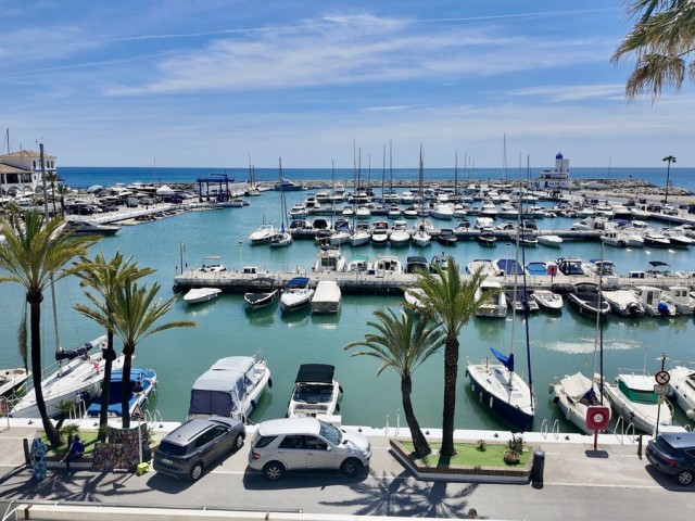 4 Schlafzimmer Apartment in La Duquesa