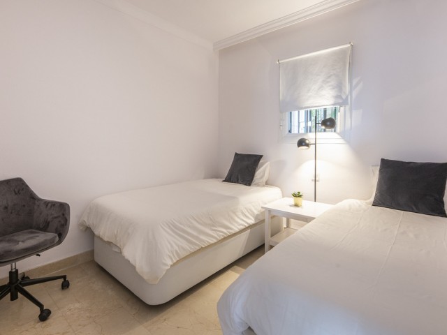 Huoneisto, Benahavis, R5374354