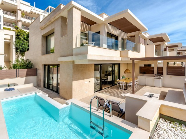 4 Bedrooms Townhouse in Mijas