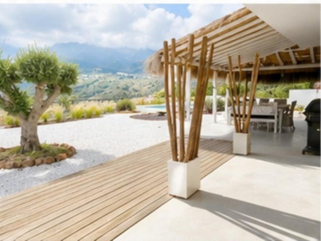 Villa con 2 Dormitorios  en Ojén