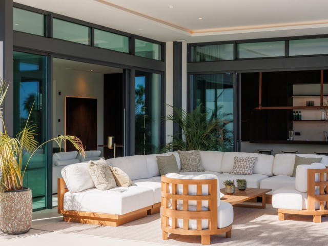 4 Bedrooms Villa in The Golden Mile