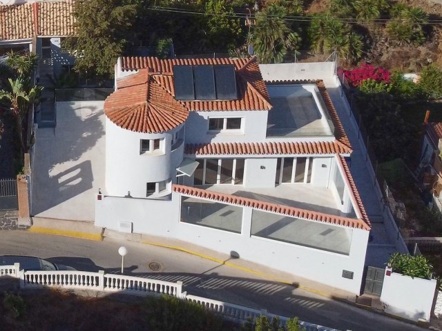 Villa avec 5 Chambres  à El Faro