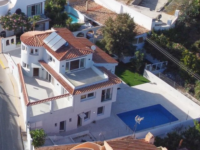Villa avec 5 Chambres  à El Faro