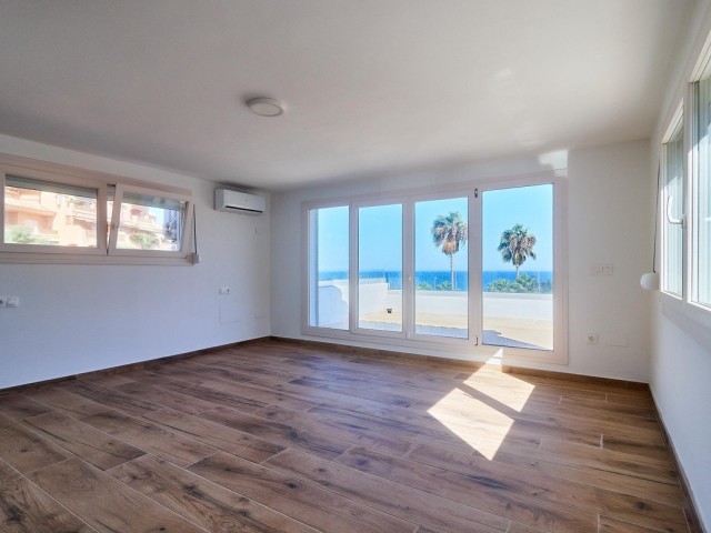 Villa avec 5 Chambres  à El Faro