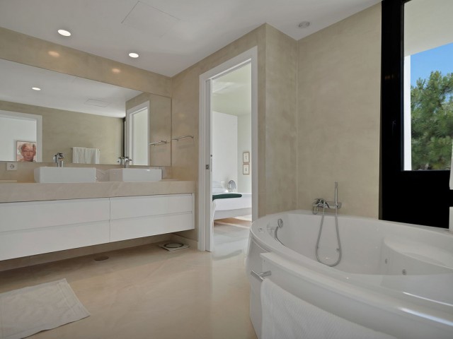 Villa avec 5 Chambres  à Benahavís